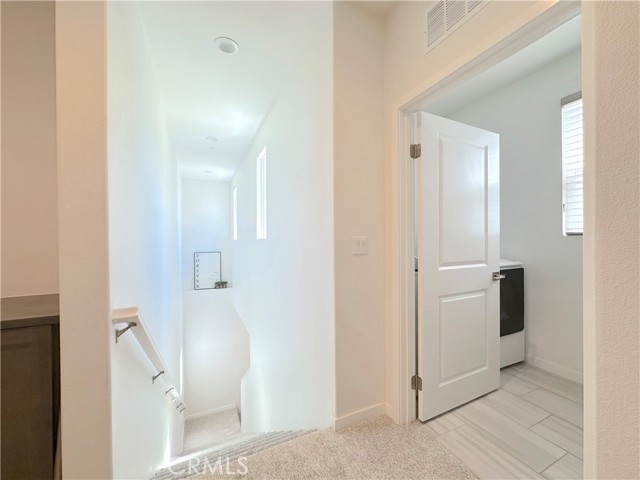 Image 8 of 28 For 4173 Horvath Street 104
