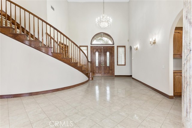 Detail Gallery Image 9 of 39 For 37289 Valgio Dr, Calimesa,  CA 92320 - 3 Beds | 3/1 Baths