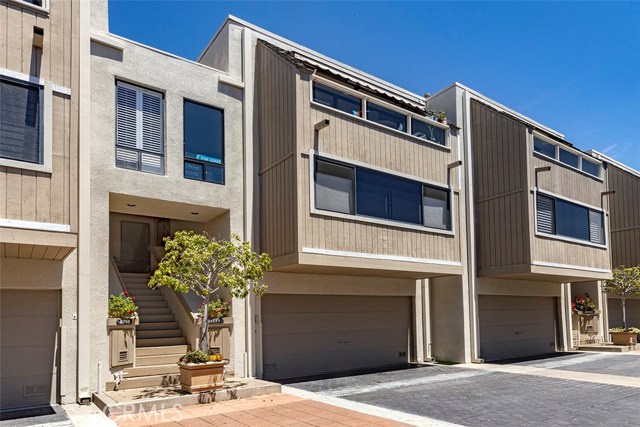 Detail Gallery Image 33 of 53 For 21771 Ocean Vista Dr #29,  Laguna Beach,  CA 92651 - 3 Beds | 3 Baths