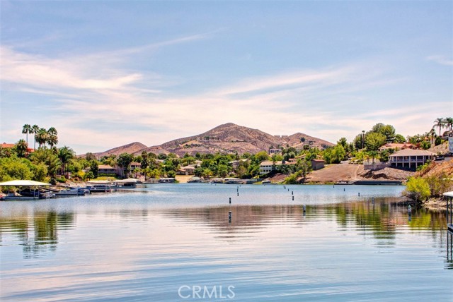 Detail Gallery Image 38 of 45 For 30698 Long Point, Canyon Lake,  CA 92587 - 3 Beds | 2 Baths