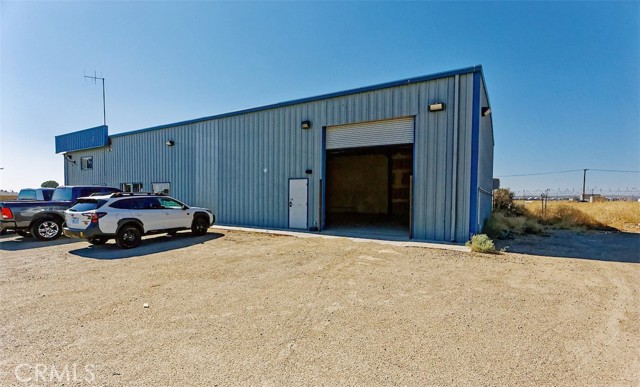 19901 Neuralia Rd, California City, California 93505, ,Commercial Lease,For Rent,19901 Neuralia Rd,CRHD24143430