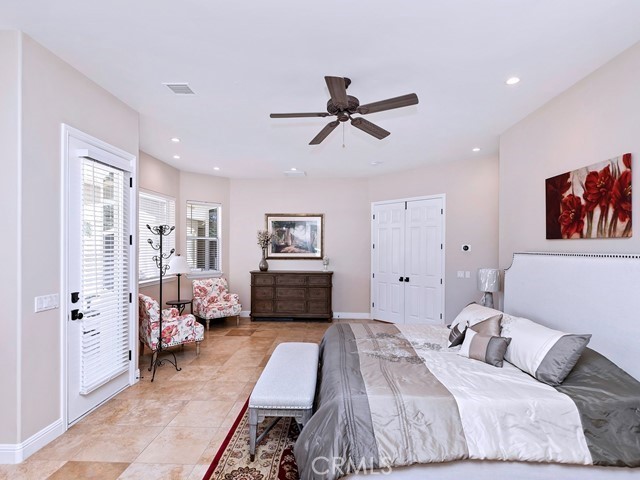 Detail Gallery Image 21 of 67 For 36410 Calle Puerta Bonita, Temecula,  CA 92592 - 5 Beds | 4/2 Baths