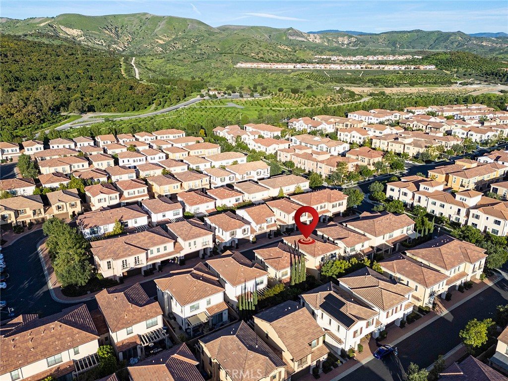 https://media.crmls.org/medias/8aff3d3a-4bb2-4994-987c-adf113607608.jpg?preset=X-Large