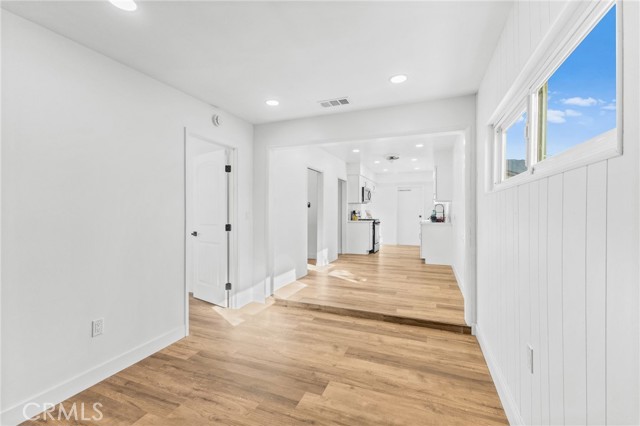 325 Echo Court, San Bernardino CA: https://media.crmls.org/medias/8aff4848-d754-4674-840a-d83a640e6d6f.jpg