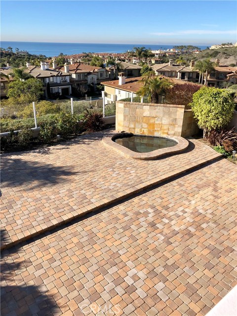 Direct ocean view, large patio and spa with remote with water feature as well!