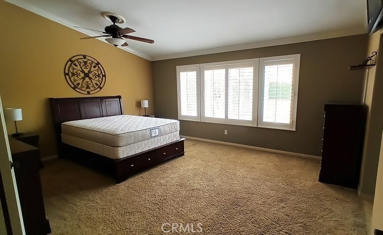 https://media.crmls.org/medias/8b018a9e-f743-4e42-bf19-08029f852b7a.jpg?preset=X-Large