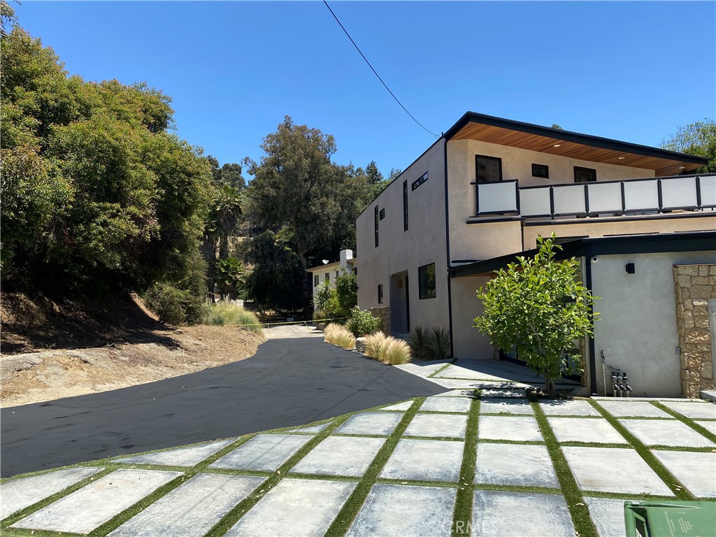 5. 2743 Laurel Canyon Boulevard Los Angeles, CA 90046