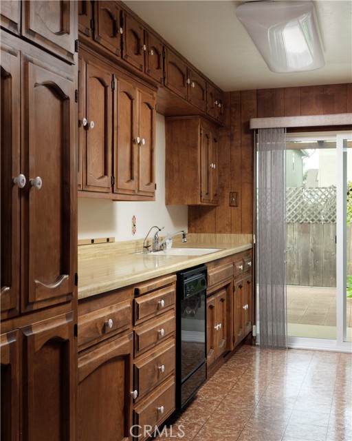 Detail Gallery Image 6 of 20 For 426 Golden West, Arroyo Grande,  CA 93420 - 2 Beds | 2 Baths