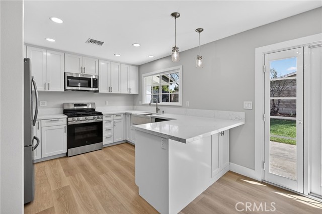 Detail Gallery Image 11 of 27 For 629 S Yorba, Orange,  CA 92869 - 4 Beds | 2 Baths