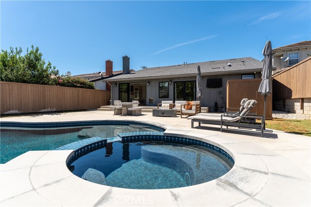 Detail Gallery Image 40 of 48 For 2080 Orange Ave, Costa Mesa,  CA 92627 - 3 Beds | 2 Baths