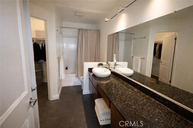 Detail Gallery Image 5 of 17 For 25761 Le Parc #9,  Lake Forest,  CA 92630 - 1 Beds | 1 Baths