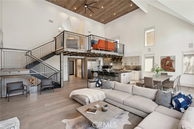 Detail Gallery Image 13 of 50 For 496 North State Highway 173, Lake Arrowhead,  CA 92352 - 6 Beds | 5 Baths