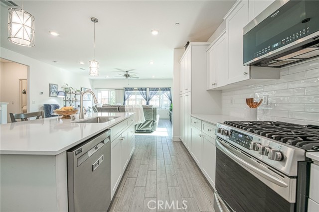 Detail Gallery Image 14 of 46 For 1817 N Phillip, Clovis,  CA 93619 - 5 Beds | 3/1 Baths