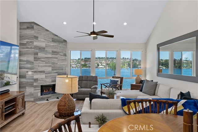 27879 Chipiona, Mission Viejo CA: https://media.crmls.org/medias/8b040cb1-c7af-4003-a427-037b0e541618.jpg