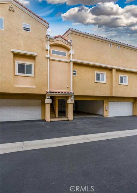 Detail Gallery Image 44 of 49 For 2832 Green River Rd #102,  Corona,  CA 92882 - 2 Beds | 2/1 Baths