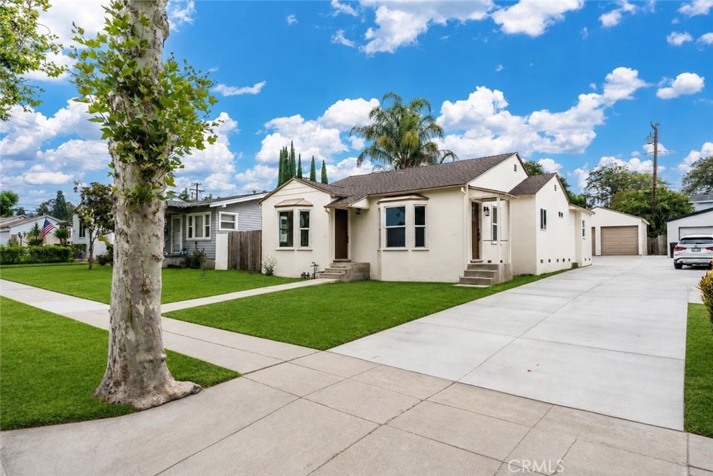 6222 Magnolia Avenue