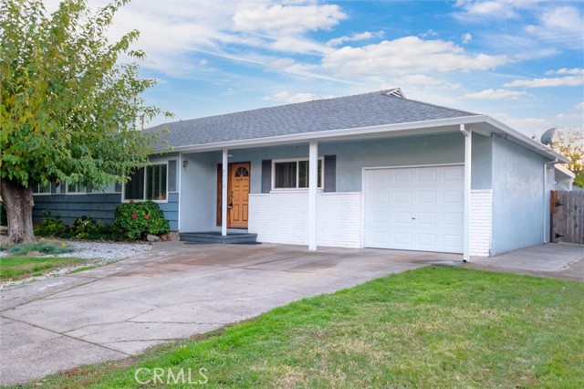 Detail Gallery Image 1 of 1 For 2713 Monterey St, Chico,  CA 95973 - 4 Beds | 2 Baths