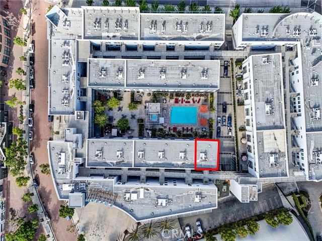 435 W Center Street Promenade, Anaheim CA: https://media.crmls.org/medias/8b0657cb-4e88-4348-95e8-b9090a0fa915.jpg