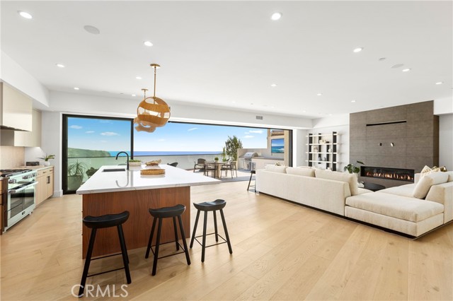 Detail Gallery Image 3 of 61 For 23502 Seaward Isle, Dana Point,  CA 92629 - 4 Beds | 4/2 Baths