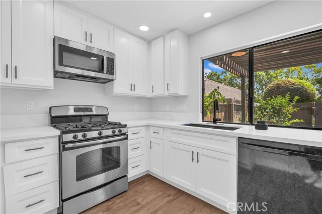 8185 Del Rey Drive, Stanton CA: https://media.crmls.org/medias/8b089d6f-9f97-428f-8b96-8bec2f384021.jpg