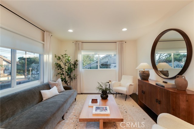 Detail Gallery Image 5 of 27 For 1609 N Avenue 51, Los Angeles,  CA 90042 - 3 Beds | 2 Baths