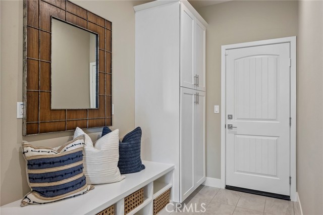 Detail Gallery Image 17 of 24 For 5978 Saddlehorn Ln, Jurupa Valley,  CA 92509 - 4 Beds | 3 Baths