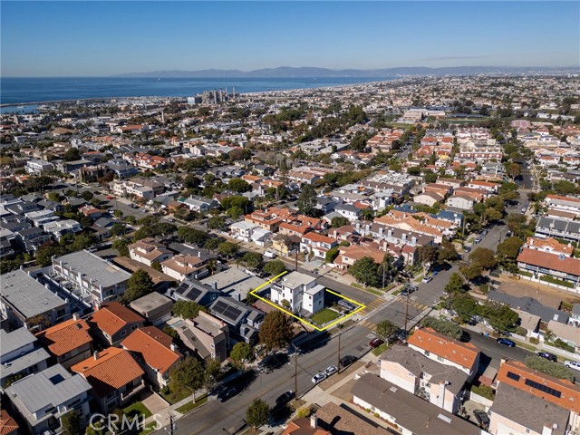 201 Juanita Avenue, Redondo Beach, California 90277, 3 Bedrooms Bedrooms, ,4 BathroomsBathrooms,Residential,For Sale,Juanita,SB24243690