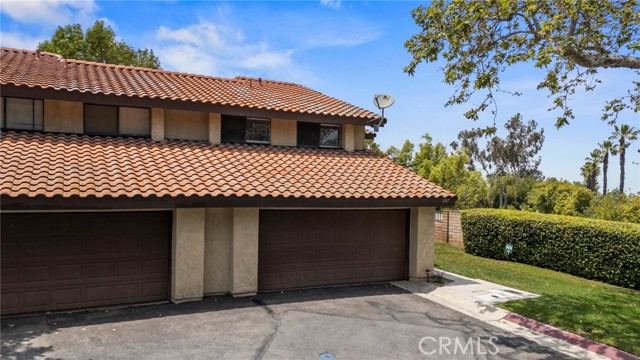 Detail Gallery Image 3 of 30 For 6567 Carioca Ln, Riverside,  CA 92506 - 3 Beds | 2/1 Baths