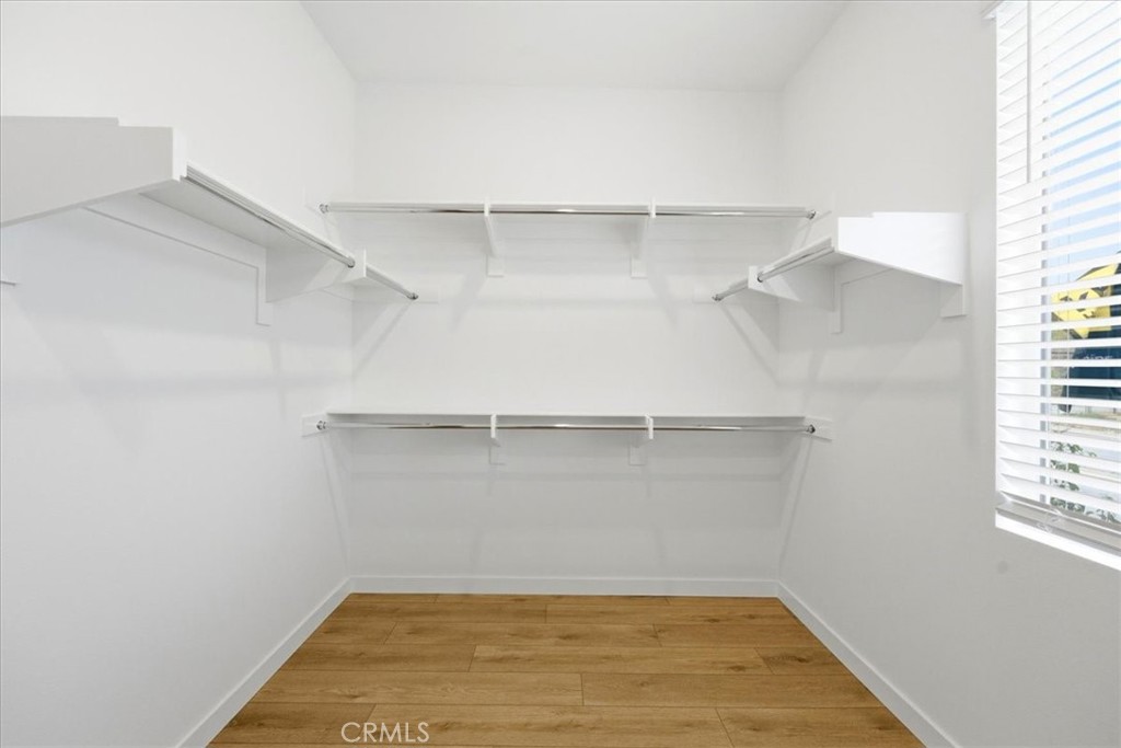 https://media.crmls.org/medias/8b0abc2c-2550-4adc-9adb-c10f68e15fdb.jpg?preset=X-Large