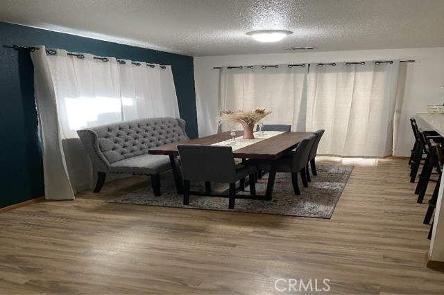 Detail Gallery Image 3 of 14 For 14335 Schooner, Helendale,  CA 92342 - 3 Beds | 2 Baths