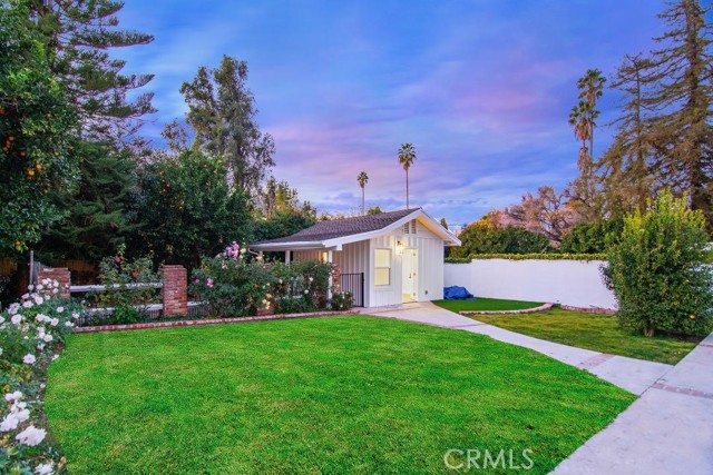 Detail Gallery Image 40 of 57 For 20510 Dumont St, Woodland Hills,  CA 91364 - 5 Beds | 3/1 Baths