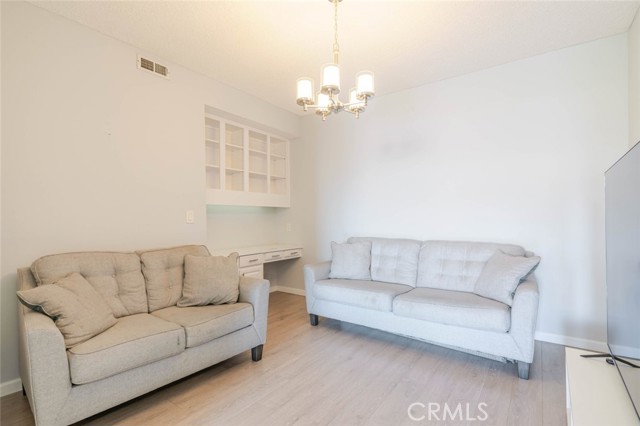 Detail Gallery Image 20 of 36 For 4430 Noble Ave #202,  Sherman Oaks,  CA 91403 - 2 Beds | 2 Baths