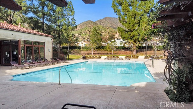 Detail Gallery Image 64 of 75 For 15455 Glenoaks Bld #502,  Sylmar,  CA 91342 - 2 Beds | 2 Baths