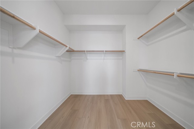 187 yugen, Irvine CA: https://media.crmls.org/medias/8b0d6e10-3ddc-4824-8d11-2831a7c3e584.jpg