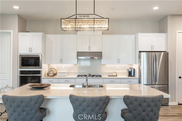 Image 21 of 26 For 26584 Opalescent Drive