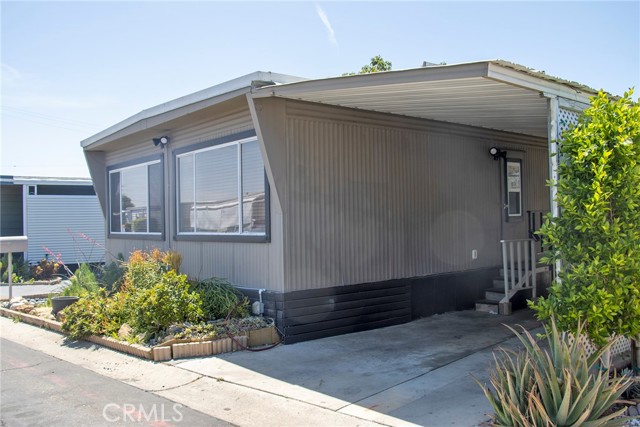 Detail Gallery Image 23 of 29 For 8811 Canoga Ave #120,  Canoga Park,  CA 91304 - 2 Beds | 1 Baths