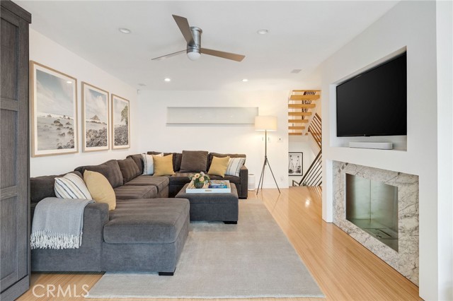1456 Manhattan Beach Boulevard, Manhattan Beach, California 90266, 2 Bedrooms Bedrooms, 0 ,2 BathroomsBathrooms,Residential,For Sale,Manhattan Beach,0,SB26161122