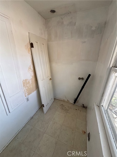 218 N Broadway, Redondo Beach CA: https://media.crmls.org/medias/8b0db32b-4818-490c-8d8e-fdc24fc64a0d.jpg