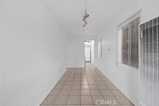 Detail Gallery Image 2 of 11 For 1285 South Dunsmuir, Los Angeles,  CA 90019 - 1 Beds | 1 Baths