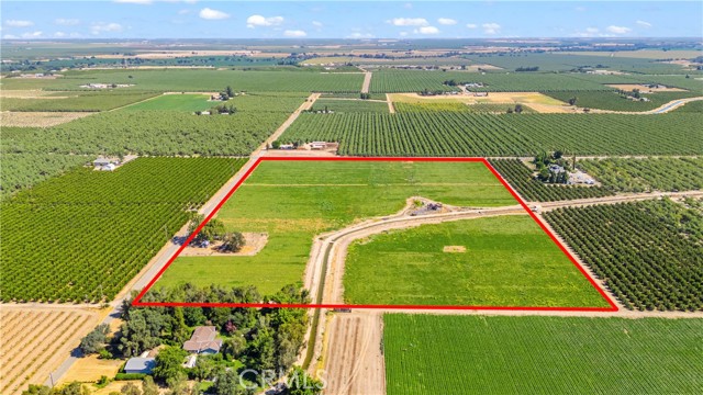 8340 West Lane, Winton CA: https://media.crmls.org/medias/8b1070d8-24ba-4121-ac1e-93dfe694d89b.jpg