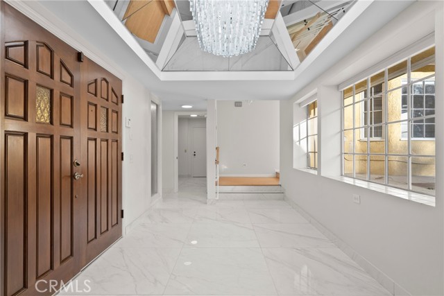 Detail Gallery Image 7 of 50 For 809 Highland Dr, La Canada Flintridge,  CA 91011 - 5 Beds | 5 Baths