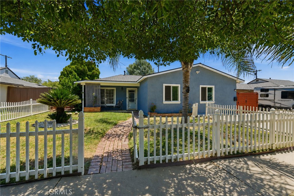 7312 Caldus Avenue