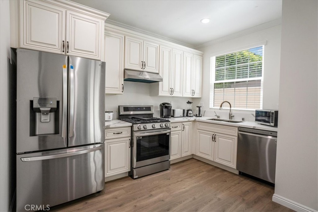 MLS #WS25195317 image #9