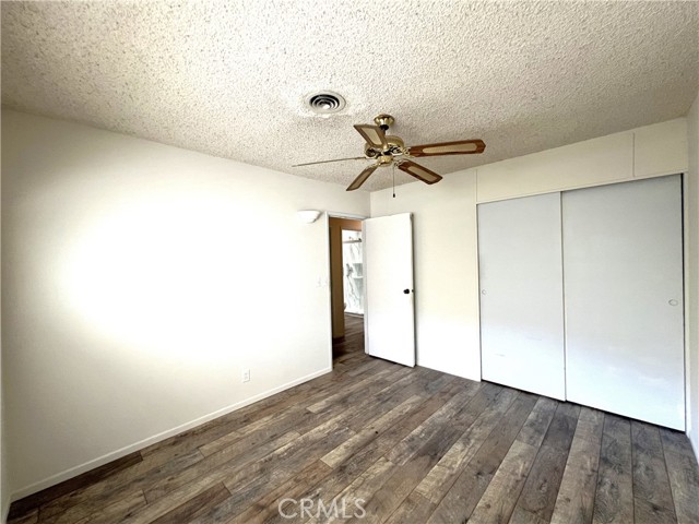 8940 Comet Circle, Westminster CA: https://media.crmls.org/medias/8b1319d7-513e-4577-82dc-d5c73d0ac45d.jpg