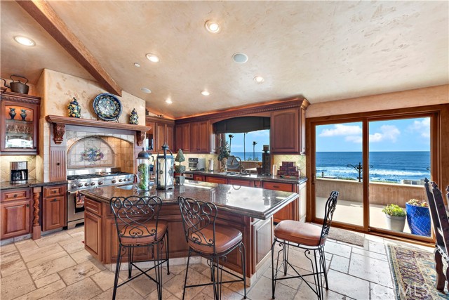 Detail Gallery Image 3 of 14 For 344 W Paseo De Cristobal, San Clemente,  CA 92672 - 4 Beds | 3/1 Baths