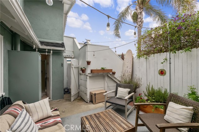 2468 Silverstrand Avenue, Hermosa Beach CA: https://media.crmls.org/medias/8b1565c4-5391-41a7-9d7e-3c7797478f9c.jpg