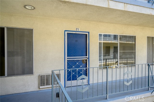 1422 N Curson Avenue, Los Angeles CA: https://media.crmls.org/medias/8b17214d-2a44-4e1c-bff7-8cc103cbdb8e.jpg