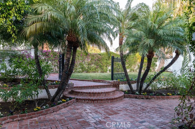 Detail Gallery Image 39 of 47 For 1731 W Kenneth Rd, Glendale,  CA 91201 - 3 Beds | 2 Baths