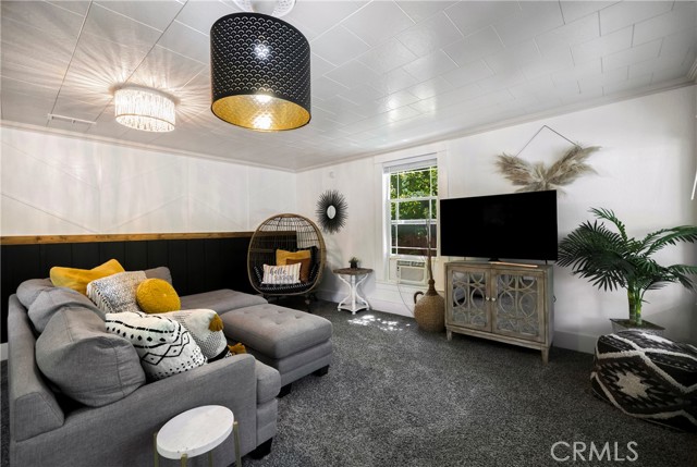 479 E 9th Street, Chico CA: https://media.crmls.org/medias/8b176766-77d6-4f97-bcd1-a87eb270328a.jpg