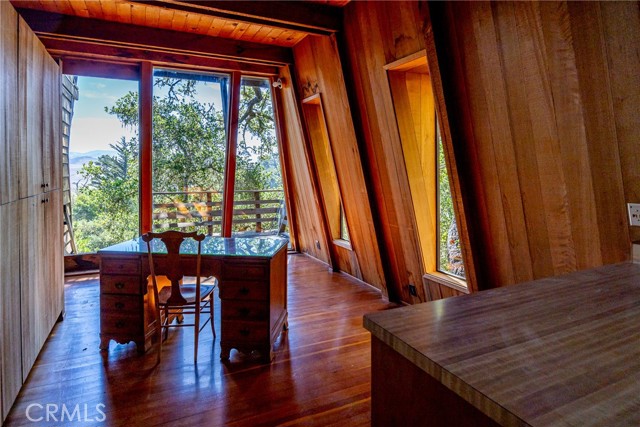 1420 Spencer Street, Cambria CA: https://media.crmls.org/medias/8b1768d3-3b9e-4019-b412-ac4049a9d14b.jpg